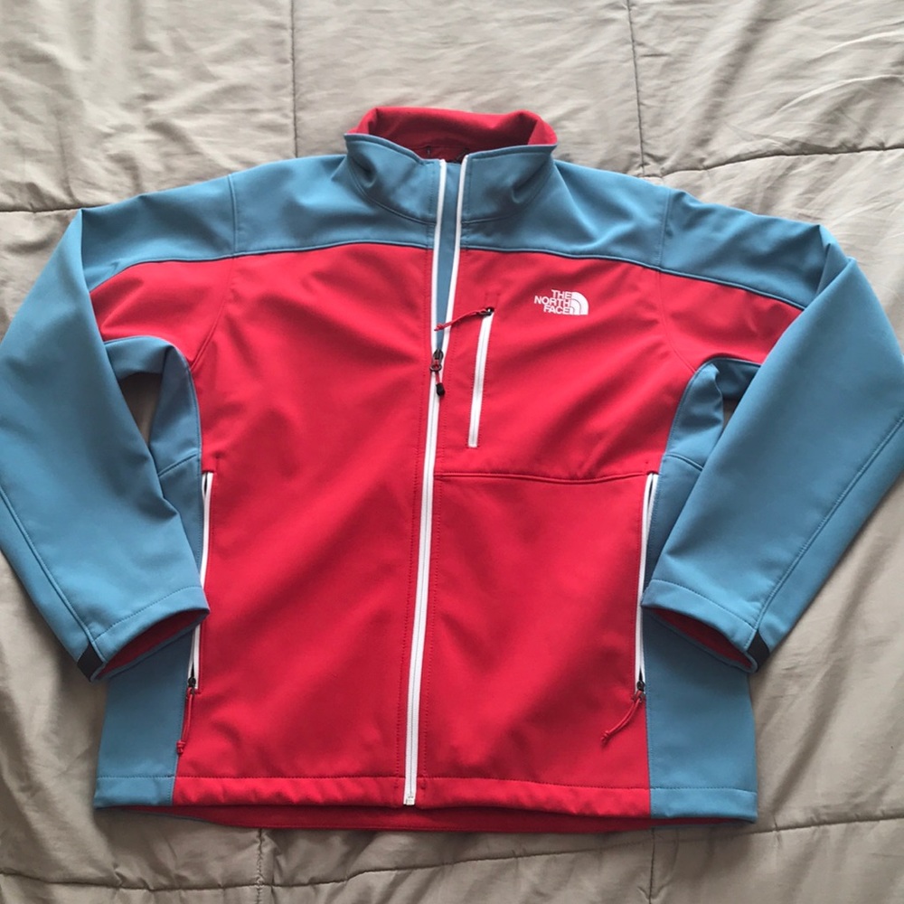 Nwot North Face Jacket / Shell - image 1